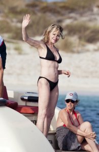 Melanie Griffith Sexy TheFappeningBlog.com 10.jpg