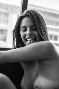 Natália Preis Nude TheFappeningBlog.com 33.jpg