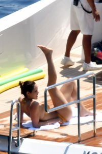 Katharine McPhee Sexy TheFappeningBlog.com 28.jpg