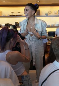 Madison Beer Sexy TheFappeningBlog.com 8.jpg