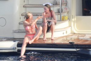 Melanie Griffith Sexy TheFappeningBlog.com 30.jpg