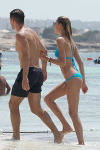 Carla Pereyra TheFappeningBlog.com 7.jpg