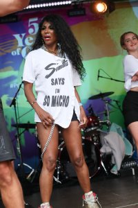 Sinitta Nip Slip Nude TheFappeningBlog.com 30.jpg