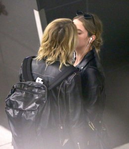 Cara Delevingne & Ashley Benson Sexy TheFappeningBlog.com 45.jpg