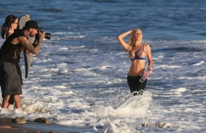 Kate Compton Sexy 9.jpg