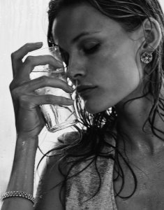 Edita Vilkeviciute Nude & Sexy 8.jpg Edita Vilkeviciute Nude & Sexy 8.jpg