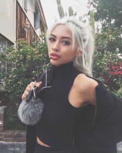 Amy Pham Sexy 11.jpg