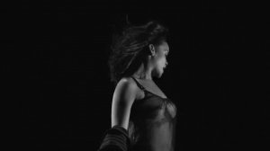 Rihanna Topless & See-Through 19.jpg