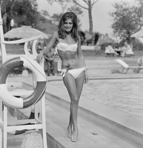 Dalida Sexy TheFappeningBlog.com 3.jpg