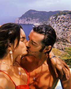 Alessandra Ambrosio Sexy TheFappeningBlog.com 1.jpg