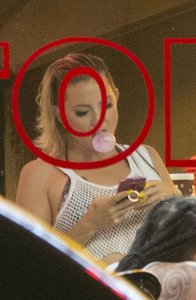 Kate Hudson Sexy TheFappeningBlog.com 10.jpg