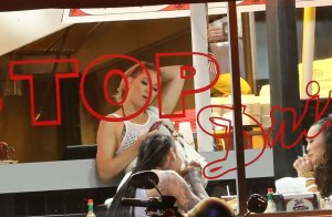 Kate Hudson Sexy TheFappeningBlog.com 18.jpg