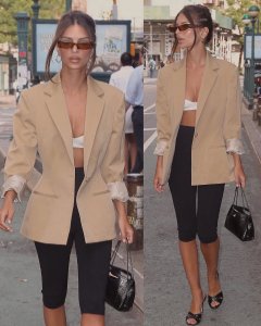 Emily Ratajkowski Sexy TheFappeningBlog.com 24.jpg