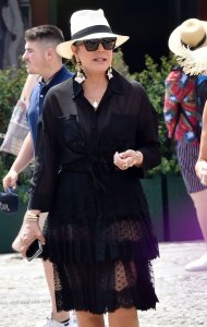 Kris Jenner Sexy TheFappeningBlog.com 3.jpg