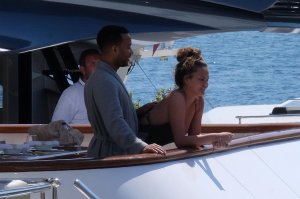 Chrissy Teigen Sexy TheFappeningBlog.com 10.jpg