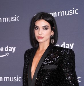 Dua Lipa Sexy TheFappeningBlog.com 3.jpg