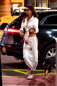 Emily Ratajkowski Sexy TheFappeningBlog.com 19.jpg