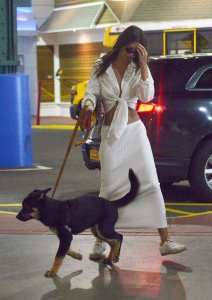 Emily Ratajkowski Sexy TheFappeningBlog.com 35.jpg