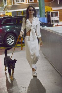 Emily Ratajkowski Sexy TheFappeningBlog.com 47.jpg