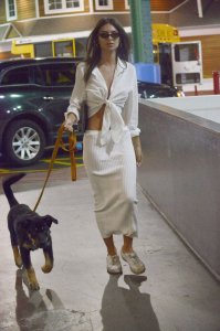 Emily Ratajkowski Sexy TheFappeningBlog.com 49.jpg