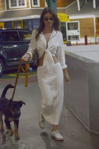 Emily Ratajkowski Sexy TheFappeningBlog.com 52.jpg