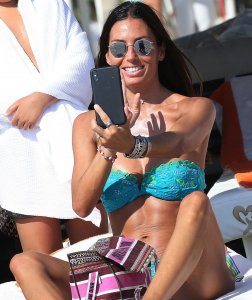 Elisabetta Gregoraci Sexy TheFappeningBlog.com 1.jpg