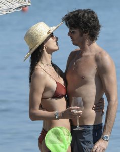 Alessandra Ambrosio Sexy TheFappeningBlog.com 61.jpg