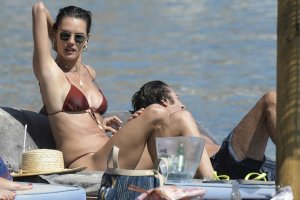 Alessandra Ambrosio Sexy TheFappeningBlog.com 112.jpg