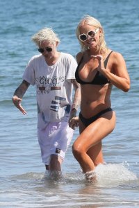 Gigi Gorgeous, Nats Getty Sexy  TheFappeningBlog.com 87.jpg