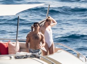 Sophie Turner Sexy TheFappeningBlog.com 39.jpg