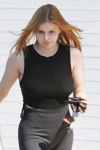 Ariel Winter Braless TheFappeningBlog.com 5.jpg