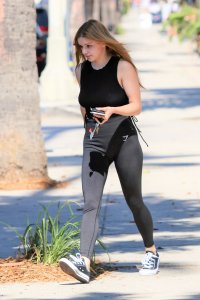 Ariel Winter Braless TheFappeningBlog.com 13.jpg