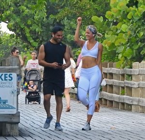 Amanda Pacheco Sexy TheFappeningBlog.com 10.jpg