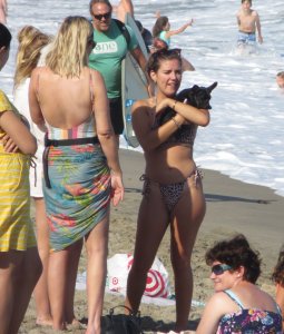 Gordan Ramsay and Bikini girl TheFappeningBlog.com 3.jpg