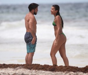 Henry Cejudo girl TheFappeningBlog.com 38.jpg