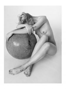 Alevtina Kuznetsova Nude TheFappeningBlog.com 4.jpg