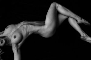 Raluca Bidian Nude TheFappeningBlog.com 5.jpg