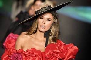 Baes & Bikinisi model TheFappeningBlog.com 66.jpg