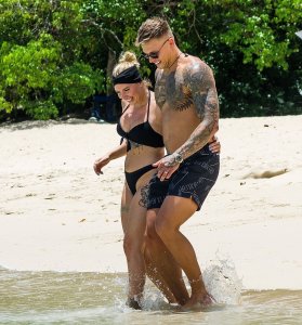 Olivia Buckland Sexy  TheFappeningBlog.com 68.jpg