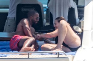 Ashley Graham Sexy TheFappeningBlog.com 7.jpg