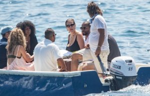 Ashley Graham Sexy TheFappeningBlog.com 8.jpg