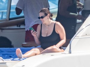 Ashley Graham Sexy TheFappeningBlog.com 12.jpg