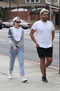 Kristen Stewart Braless TheFappeningBlog.com 16.jpg