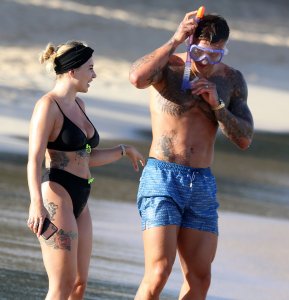 Olivia Buckland Sexy TheFappeningBlog.com 60.jpg