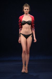 aredamare - Beachwear Fashion Show TheFappeningBlog.com 4.jpg