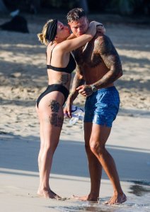 Olivia Buckland Sexy TheFappeningBlog.com 4.jpg