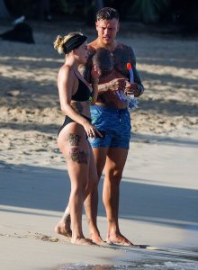 Olivia Buckland Sexy TheFappeningBlog.com 51.jpg