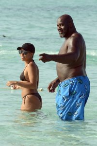 Shaquille O'Neal girlfriend TheFappeningBlog.com 30.jpg