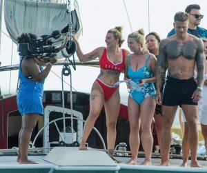 Olivia Buckland Sexy TheFappeningBlog.com 8.jpg