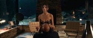Emily Ratajkowski Sexy TheFappeningBlog.com 4.jpg